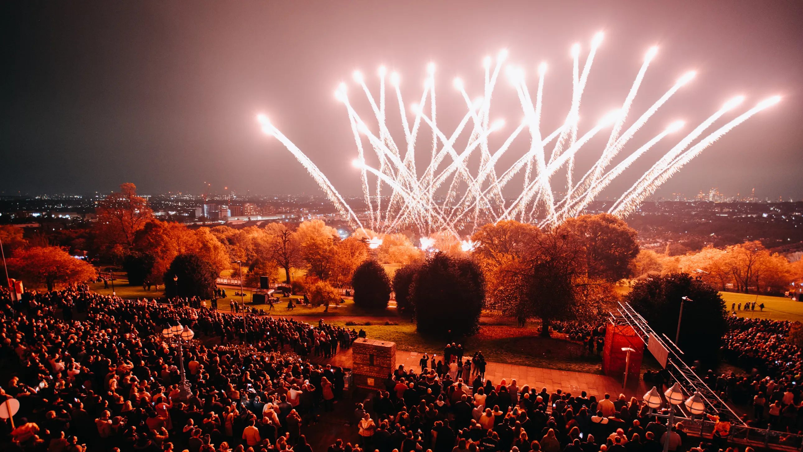 bonfire-night-besparelser-bedste-tilbud-til-en-glitrende-5-november